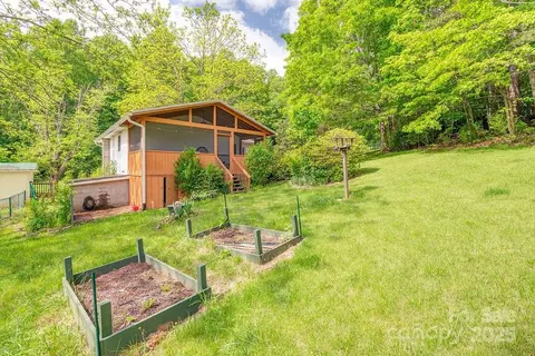124 Beaverdam Loop Rd, Candler, NC 28715 photo 25