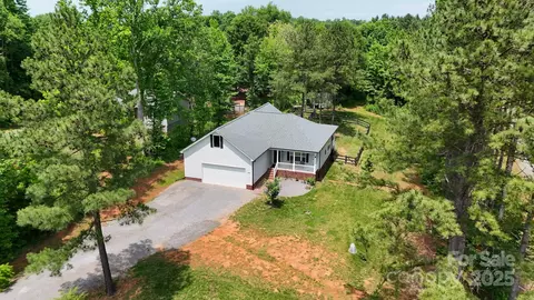 1406 High Shoals Rd, Lincolnton, NC 28092
