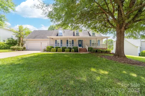 13223 Willow Breeze Ln, Huntersville, NC 28078