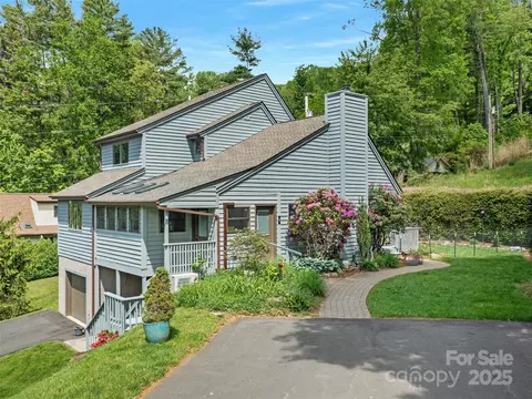 317 Robertson 1k St #1/K, Burnsville, NC 28714