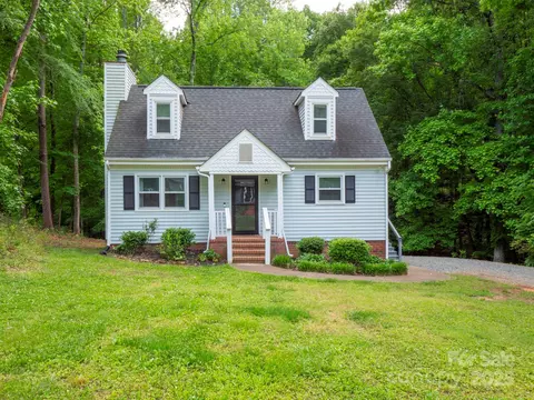 8905 Vagabond Rd, Mint Hill, NC 28227