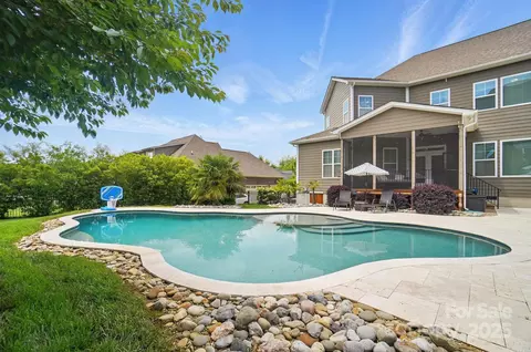 Exterior - 220 Forsythia Ln, Tega Cay, SC 29708 photo 4 of 8