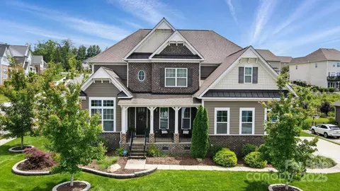 220 Forsythia Ln, Tega Cay, SC 29708