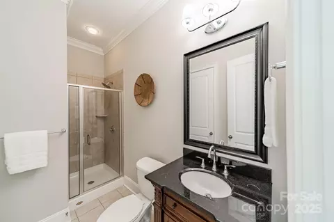 Bath - 815 Jetton St, Davidson, NC 28036 photo 1 of 4