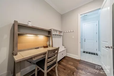 Entry Way - 815 Jetton St, Davidson, NC 28036 photo 3 of 3