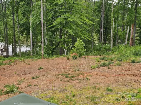 175 Edgewater Nw Pt NW, Valdese, NC 28655 photo 8