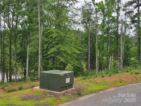 175 Edgewater Nw Pt NW, Valdese, NC 28655 photo 7