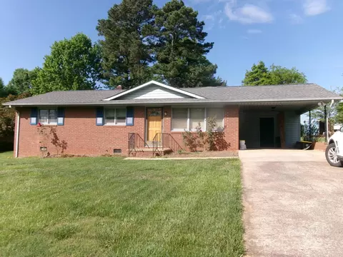 2583 Robinson Rd, Newton, NC 28658