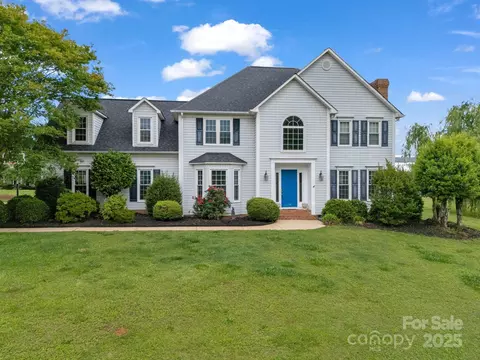 110 Cricket Creek Dr, Rutherfordton, NC 28139