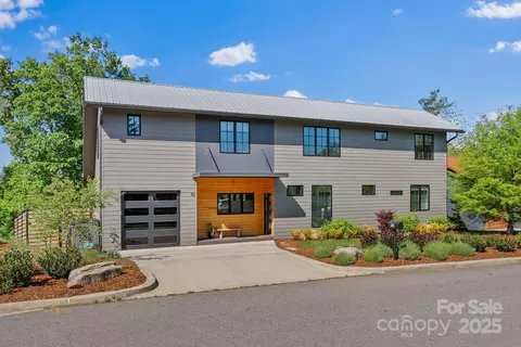 52 Malvern Walk, Asheville, NC 28806