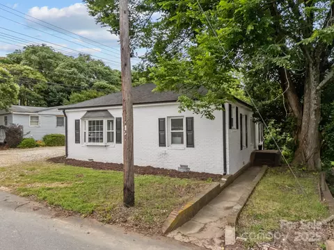 Other - 207 Eden St, Davidson, NC 28036 photo 1 of 12