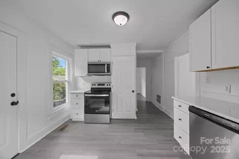 Other - 207 Eden St, Davidson, NC 28036 photo 7 of 12
