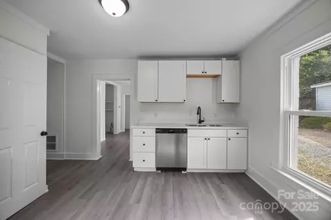 Other - 207 Eden St, Davidson, NC 28036 photo 6 of 12