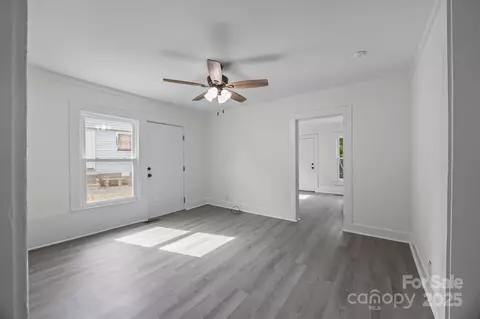 Living - 207 Eden St, Davidson, NC 28036 photo 1 of 1