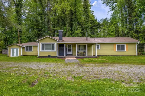 500 Broadway St, Hendersonville, NC 28739