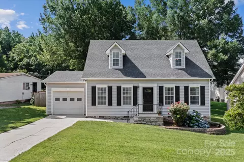 20840 Sierra Vista Dr, Cornelius, NC 28031