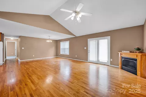 5678 Cedar Run Dr, Denver, NC 28037 photo 5