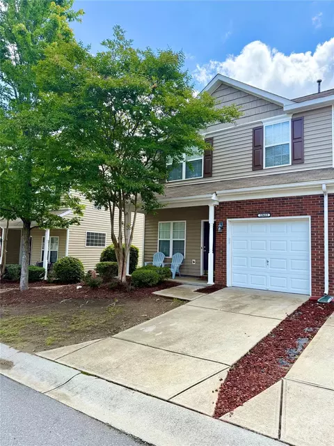 13612 Singleleaf Ln, Charlotte, NC 28278