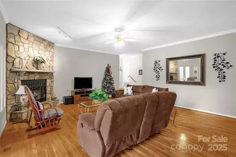 235 Pebble Point Rd, Salisbury, NC 28146 photo 11