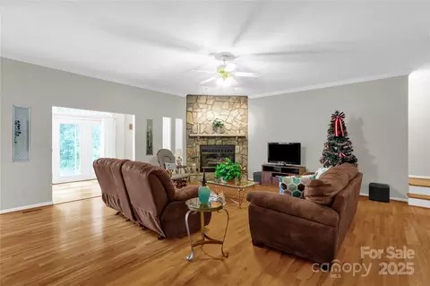 235 Pebble Point Rd, Salisbury, NC 28146 photo 10