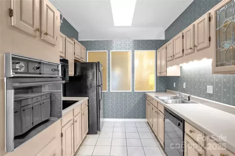 235 Pebble Point Rd, Salisbury, NC 28146 photo 3