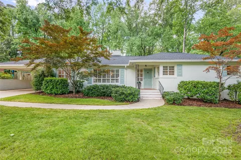 5162 Lincrest Pl, Charlotte, NC 28211