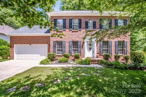 292 Rose St, Mooresville, NC 28117