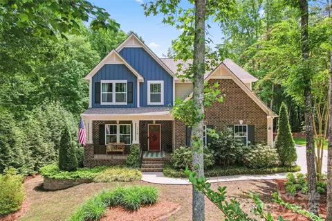 1328 Huntcliff Dr, Waxhaw, NC 28173
