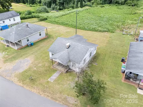 204 13th St, Belmont, NC 28012
