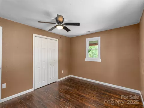 280 Noland Dr, Clyde, NC 28721 photo 15