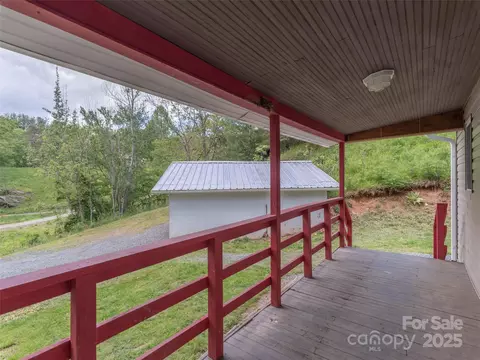 280 Noland Dr, Clyde, NC 28721 photo 25