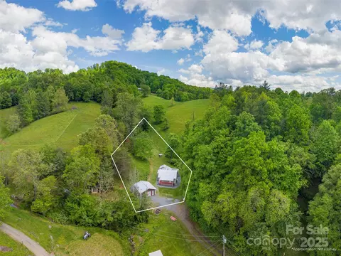 280 Noland Dr, Clyde, NC 28721 photo 23