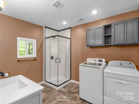 280 Noland Dr, Clyde, NC 28721 photo 21