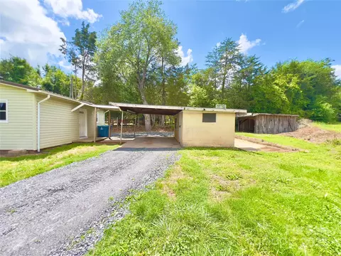 Exterior - 2482 E Nc 10 Hwy, Conover, NC 28613 photo 2 of 2