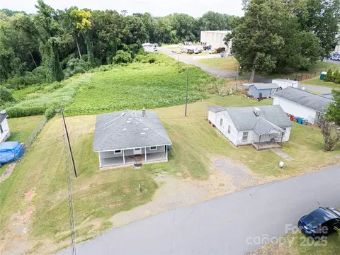 206 13th St, Belmont, NC 28012
