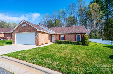 1265 Wexford Village Ne Cir NE, Lenoir, NC 28645