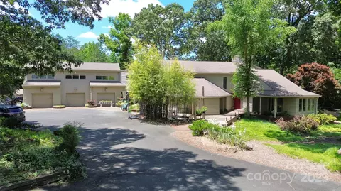 9625 Surface Hill Rd, Mint Hill, NC 28227