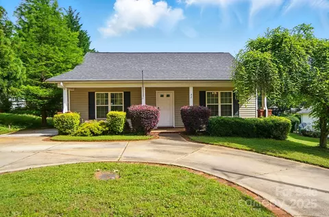 42 Linford St, Belmont, NC 28012