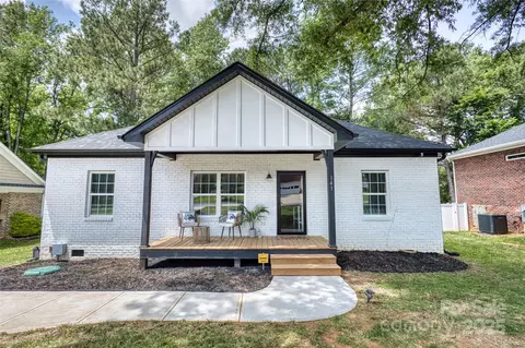 141 Ole Eastpointe Dr, York, SC 29745