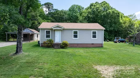 2336 32nd Ne St NE, Hickory, NC 28601