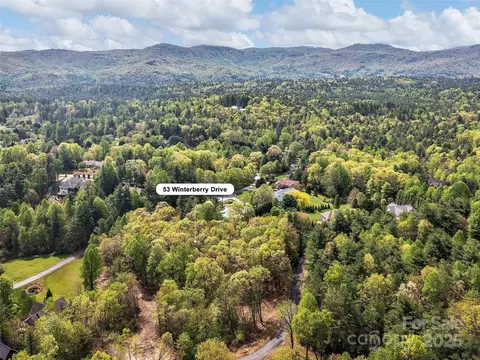 Winterberry Drive, Hendersonville, NC 28739