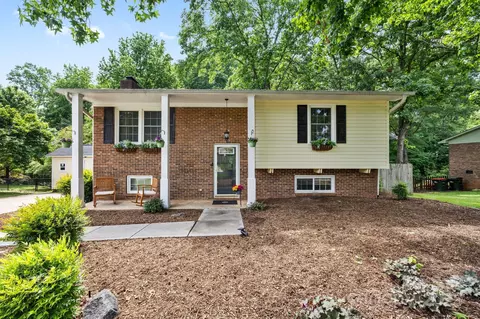 206 Pelham Ln, Fort Mill, SC 29715