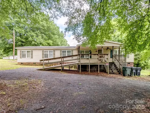 84 Sumner Nw Ave NW, Concord, NC 28027