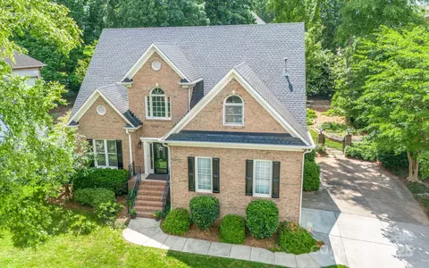 11724 Brambleton Ct, Charlotte, NC 28277