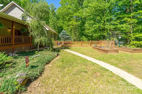 Exterior - 211 Natural Trl, Sylva, NC 28779 photo 1 of 15