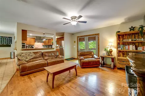 Living - 211 Natural Trl, Sylva, NC 28779 photo 2 of 4