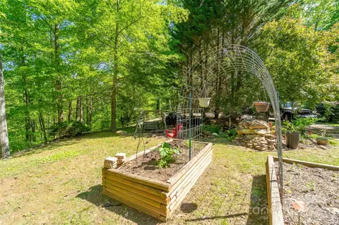 Exterior - 211 Natural Trl, Sylva, NC 28779 photo 10 of 15