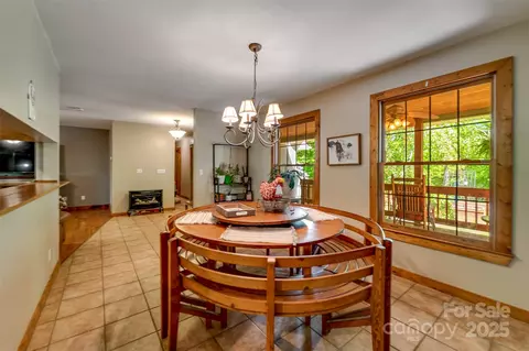 Dining - 211 Natural Trl, Sylva, NC 28779 photo 2 of 3