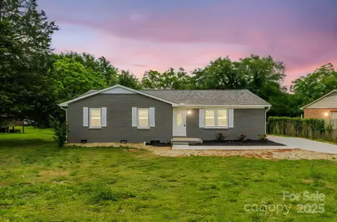 2511 Linwood Rd, Gastonia, NC 28052