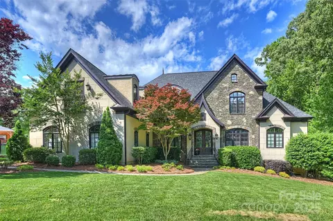 2004 Garden View Ln, Weddington, NC 28104